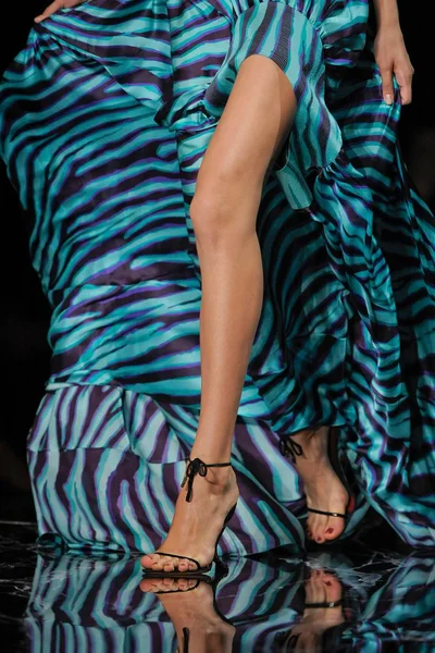 Look 97